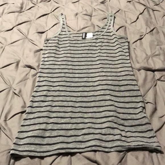 H&M Tops - H & M Tank Top